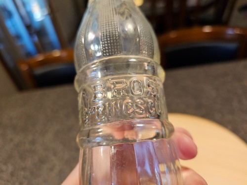 Pay Bros., Alta Springs Co., Gleason, Wis. embossed soda bottle - Picture 4 of 9