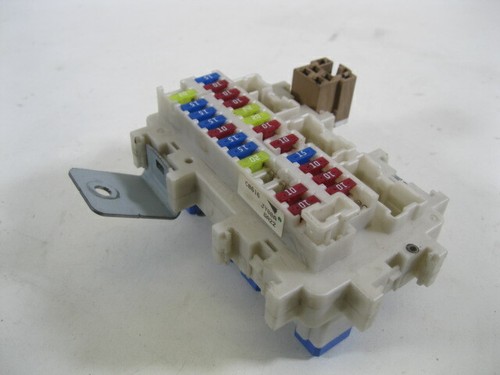 CAJA DE FUSIBLES RENAULT KOLEOS 2008-2015 - Imagen 2 de 4