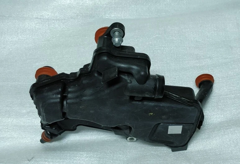 MERCEDES W205 C63 OIL SEPARATOR A1770780119 NEW OEM AMG 6.3  