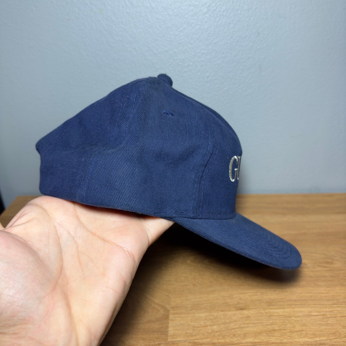 ★★Guess★★ GJ Denim Cap MPBA7000 Denim cap brand GUESS — Globalbrandsstore.com/en
