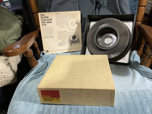 KODAK CAROUSEL 140 SLIDE TRAY-APPARENTLY UNUSED IN BOX W/INSTRUCTIONS,CHECKLIST+ - Picture 3 of 5