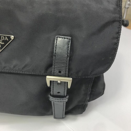 Prada Black Nylon Shoulder Bag with Front Zipper Pocket, Stylish Designer Bag - Picture 4 of 20