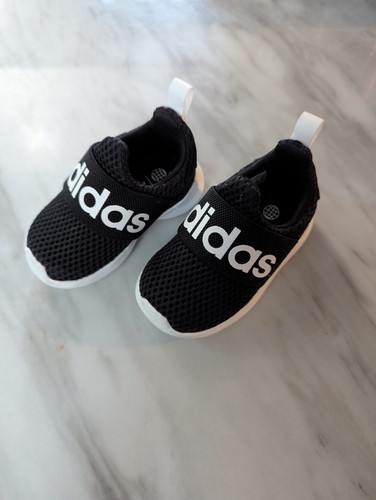Scarpe Adidas bambino taglia 4 - Foto 1 di 3