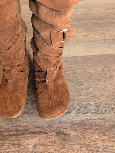 Nine West Vintage Suede Tall Boots Wrap Mukluk 7 Brown Slouchy Lagenlook Boho - Picture 4 of 21