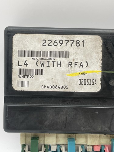 2002 SATURN L100 L200 LW200 2.2L BCM BCU Body Control Module OEM 22697781 - Picture 2 of 12
