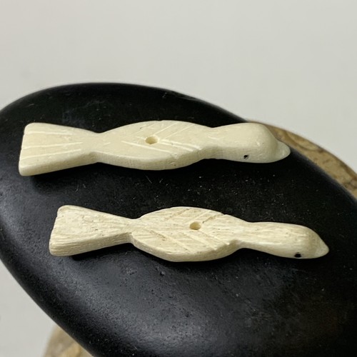 "2 cuentas fetiche de aves talladas en hueso natural de colección animales nativos americanos perforados 1,3""" - Imagen 5 de 12