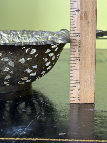 Antike Bronze durchbohrte Herzstück Schale mit verzierten floralen Griffen um 1900 - Bild 15 von 15