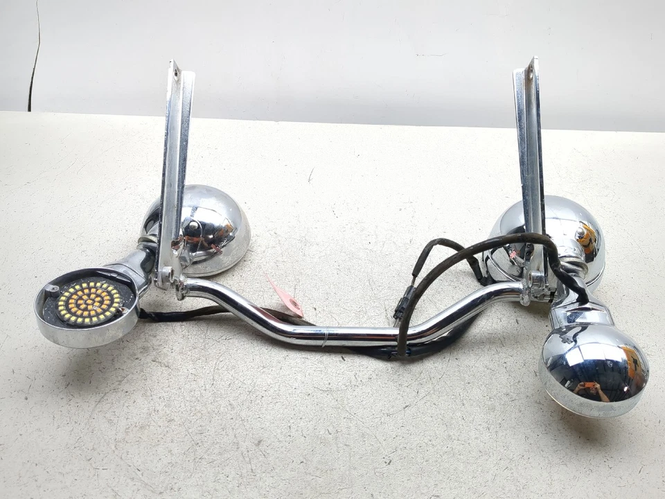 07-11 Harley FLSTC Heritage Softail Classic barra de luz de seta dianteira - Imagem 3 de 4