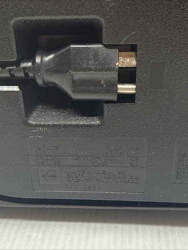 Vin. Eastman Kodak 5600 Carousel Projector w/ Remote And Cover - Picture 19 of 22