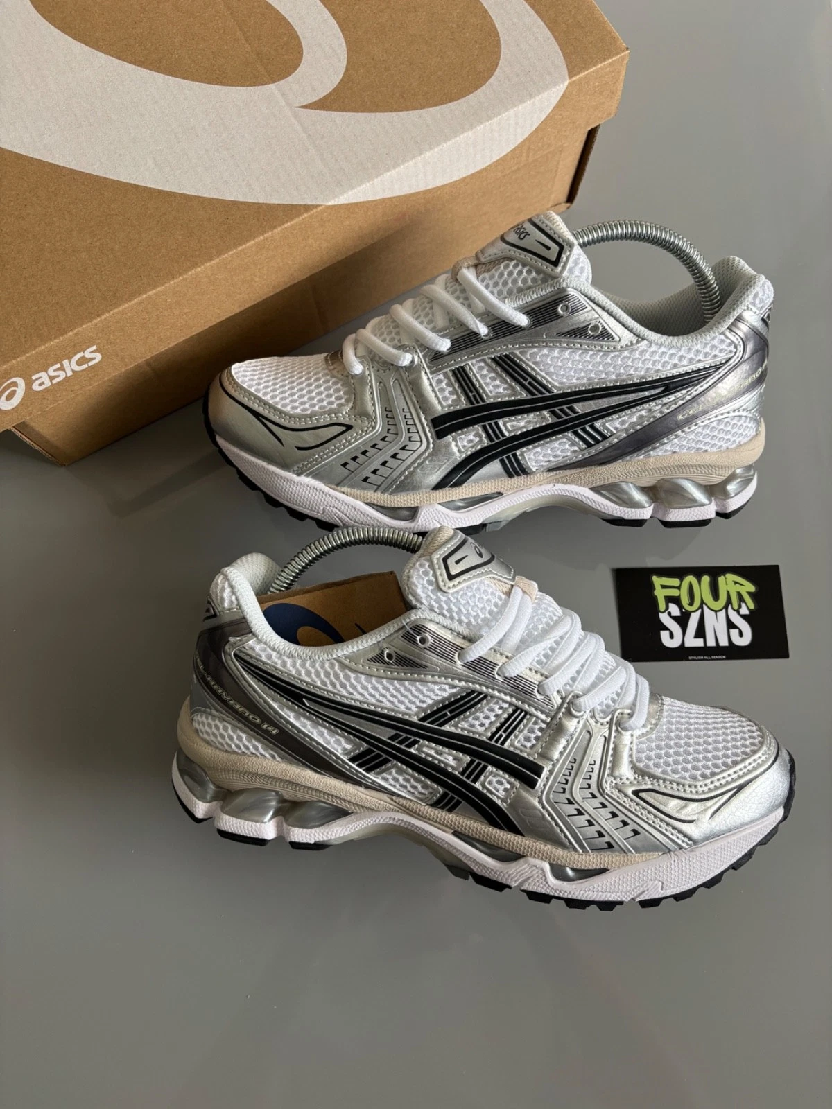 Asics Gel Kayano 14 'Graphite Grey' UK 7-11
Opens in a new window or tab