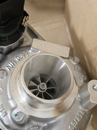 Genuine Peugeot Citroen Vauxhall Toyota 1.5 BlueHDi 853603 Turbocharger DV5RC - Picture 7 of 17