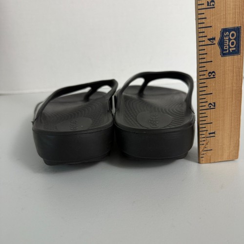 OOFOS Women's OOlala Black Flip Flops Sandals Size US 8 EU 39 - Picture 4 of 10