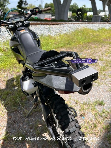 Kawasaki KLX250 / DTX250 Tail bar Rear Rack Stunt parts with Titanium at end bar - Imagen 6 de 9