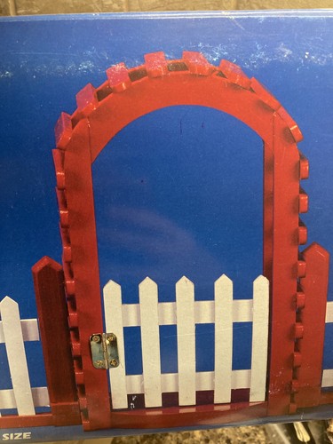 Cerca de árbol de Navidad de madera vintage puerta del pueblo 34" Taiwán 1989 - Imagen 8 de 9