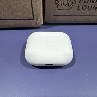 AirPods (3rd generation) with MagSafe Charging Case. NO BOX AND NO CHARGING CORD