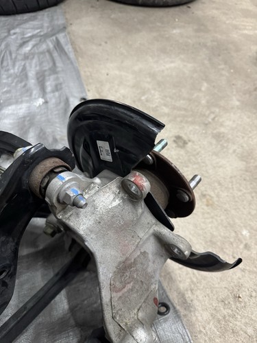 Honda Civic Si 2020 suspensión trasera derecha husillo nudillo buje de rueda fabricante original - Imagen 10 de 11