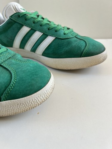 Adidas Gazelle UK9 EU43 Grün Wildleder Turnschuhe Sportschuhe Top Kostenloser Versand UK - Bild 5 von 15