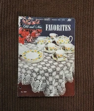 1952 J&P Coats & Clark's "Old & New Favorites" No 285 Booklet Vintage 