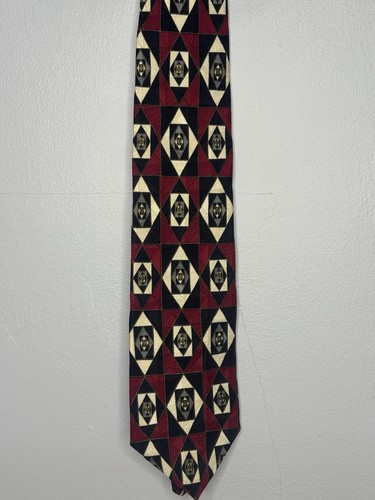 Corbata Bachrach Hombre Seda Argyle, Granate Color Negro, Dorado y Crema Hecha en EE. UU. - Imagen 2 de 6