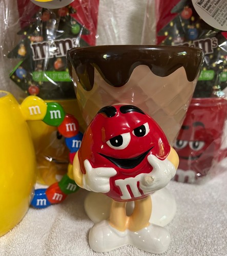 Lot of 5 M&M coffee cups/mugs, 3 unopened - Picture 3 of 12