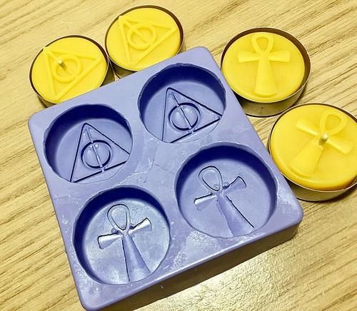 Silicone Tea light candle Mold Holder Wicca Pagan Symbol Ankh Cross 4 cavity - Picture 5 of 6