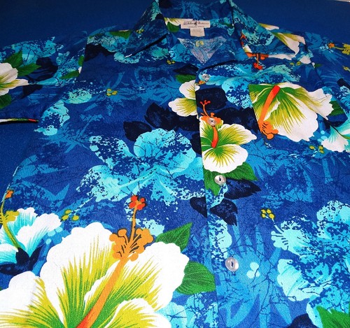 HUKILAU HAWAIIAN SHIRT VTG L S 36" BARKCLOTH BLUE CREAM FLORAL BOYS 'L'? MENS"S" - Picture 6 of 7
