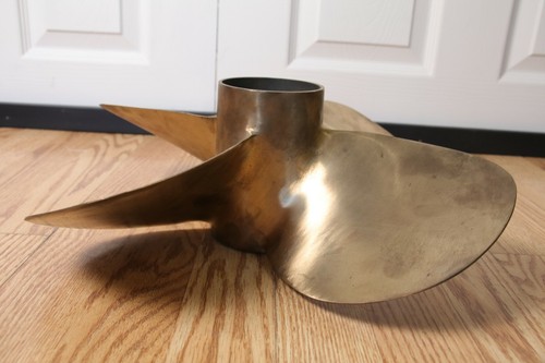 16 x 25P Bronze Brass Propeller Right Hand 4 Blade 26 Spline - Picture 2 of 10