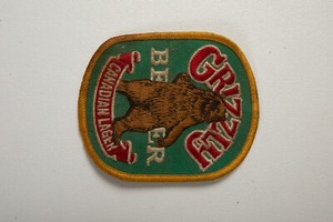 Canada Brown Bear GRIZZLY BEER CANADIAN LAGER Advertising Patch 00SP