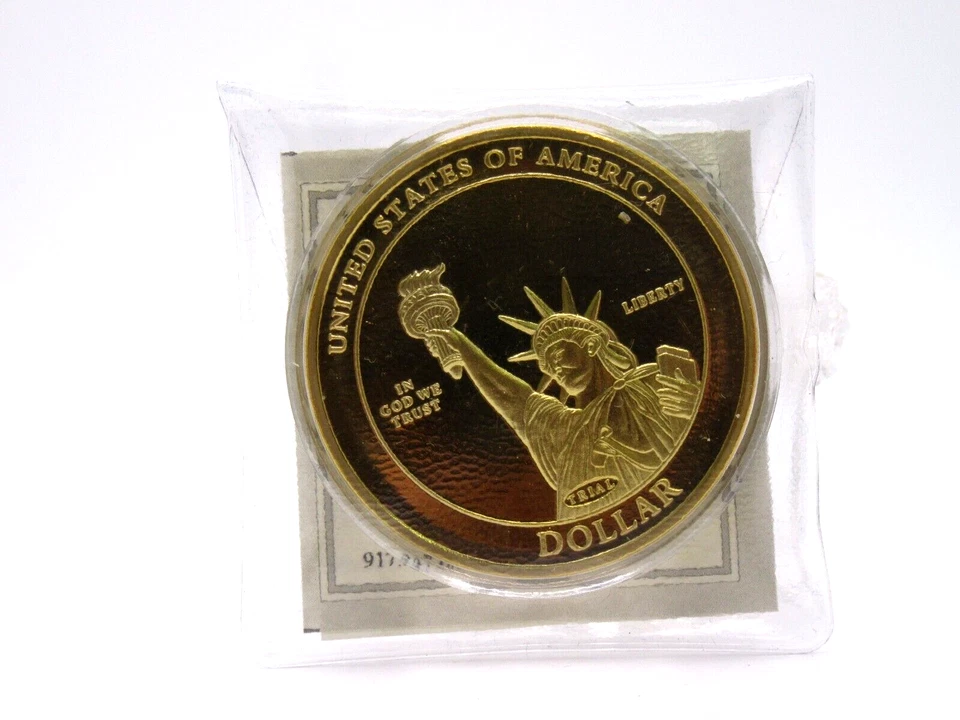 2009 American Mint John F. Kennedy 24K Layered Gold Proof Dollar Coin with COA - Image 2 of 4