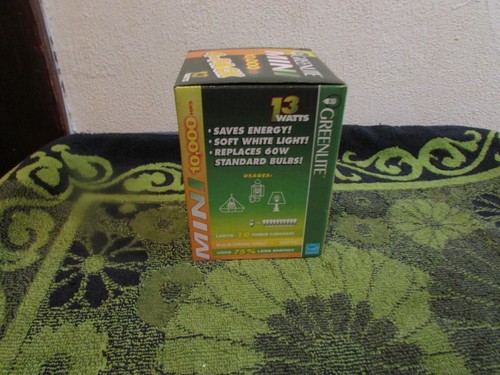 New 4 Pack Greenlite Energy Efficient Spiral Light Bulbs. 60 Watts Uses Only 13. - Picture 3 of 3