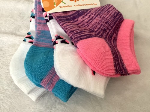 🌷 Lot 4 NWT GIRLS HANES 4 Pack SPORT NO SHOW SOCKS SIZE M (10.5 - 4) Ventilated - Picture 3 of 7