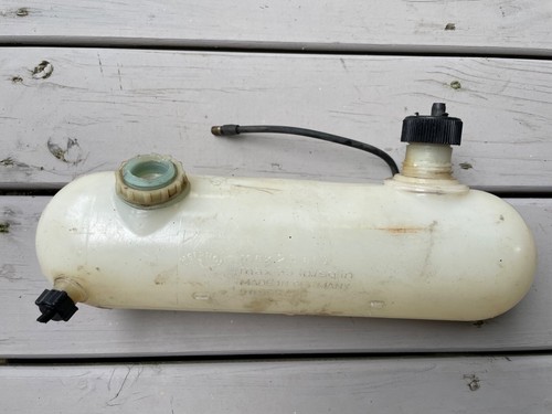 VW Bus  1968-1979 Windshield Washer Water Bottle Reservoir 211 955 453  "Issues" - Imagen 1 de 5