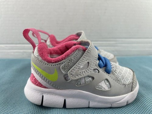 Nike Free Sneakers Infants 4C Running Shoes Gray Pink Comfort Slip On Casual - Afbeelding 2 van 11