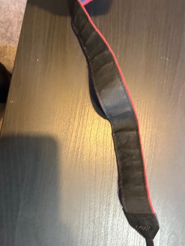 Brand New Genuine Canon EOS Digital camera strap / shoulder strap - Picture 8 of 13