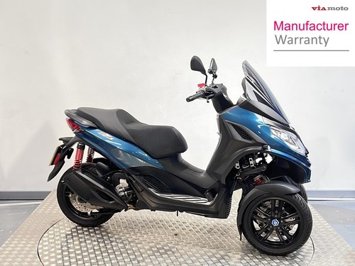 PIAGGIO MP3 300 SPORT - 2023 - 4200 miles - Picture 20 of 20