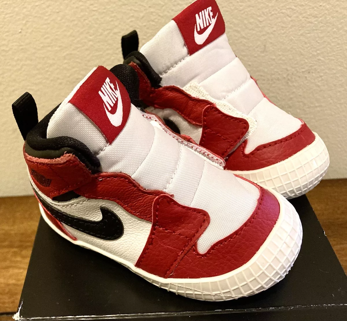 Nike Air Jordan 1 AT3745-163 Chicago Crib Bootie White Black Red Baby New Size 3