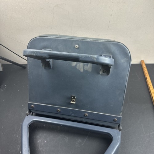 1992-1993 Ford F-150 Extended Super Cab Rear Folding Jump Seat CRYSTAL BLUE - Picture 5 of 6