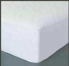 Room Essentials XL Twin White Microfiber Mattress Pad - Brand New