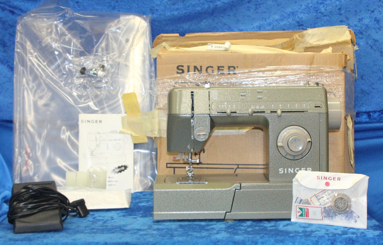 Singer HD110 Heavy Duty Sewing Machine HD110 Sews 1,100 Stitches Per