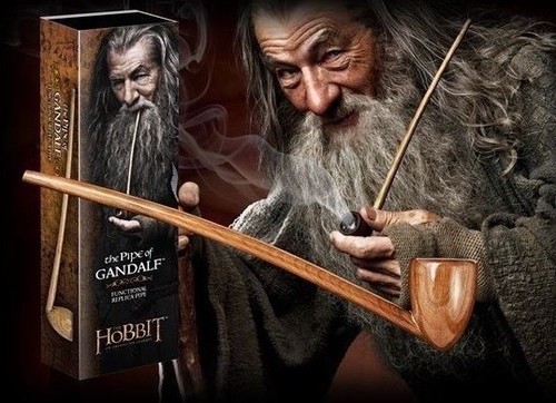 THE HOBBIT LOTR PFEIFE VON GANDALF OFFIZIELLE FUNKTIONALE PROP REPLIKA 9" BRANDNEU - Bild 1 von 12