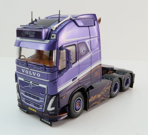 Tekno 86133 Volvo FH05 Globetrotter XXL 6x4 Truck - Tekno Event 2024 Scale 1:50 - Picture 9 of 9