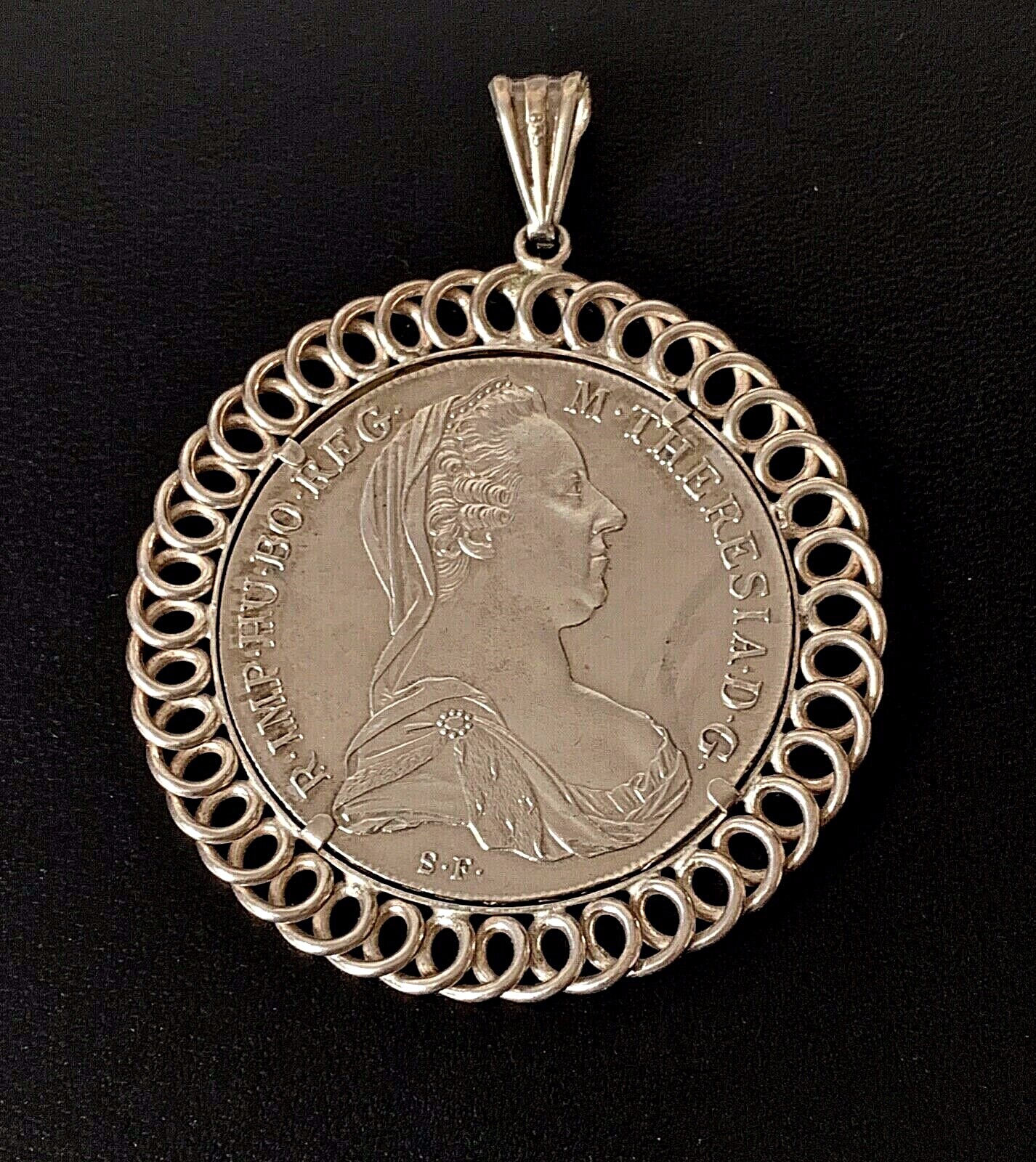 VINTAGE Solido argentoo Finissimo Finissimo Finissimo 1780 TALLERO di Maria Teresa enorme Medaglione Ciondolo 1ce36e VINTAGE Solido argentoo Finissimo Finissimo Finissimo 1780 TALLERO di Maria Teresa enorme Medaglione Ciondolo 1ce36e