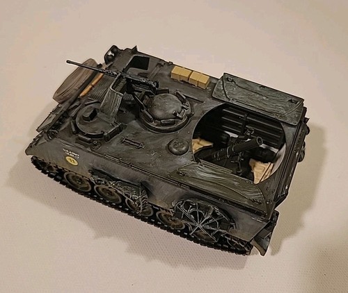 Corgi Unsung Heroes M106 Mortar Carrier 4th Cavalry Vietnam 1/43 Diecast #51102 - Picture 12 of 13