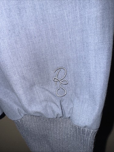 Chaqueta de bombardero mediana para hombre vagabundos y buscadores azul tormenta manga con monograma - Imagen 2 de 6