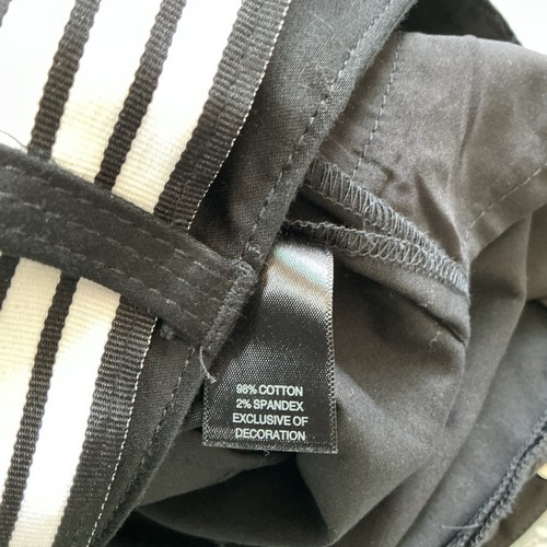 NWT White House Black Market Black Belted 5” Inseam Shorts Size 4 - Picture 6 of 7