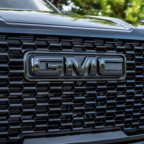 2x OEM Grille Rear GMC Emblem for 2019-2025 Sierra 2023-25 Canyon Gloss Black - Picture 2 of 10