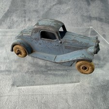 Vtg Hubley Toy 1934 Ford Coupe Car 404 with Original Blue Paint 2.25" Long