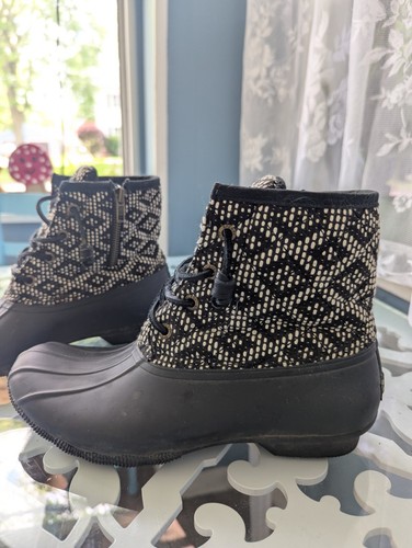 Sperry Saltwater Duck Rain Boots Womens Sz 7.5 Black Rubber Quilted Zip Nice - Picture 2 of 10