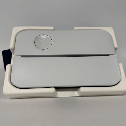 Rachio 3 Smart Sprinkler Controller 4 Zones 3rd Gen - 4ZULW-C - Open Box - Picture 3 of 15