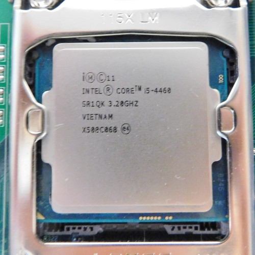 Medion KB6102 04 mATX Płyta główna Core i5-4460 3,2GHz LGA1150 8GB ~z fakturą - Zdjęcie 4 z 6